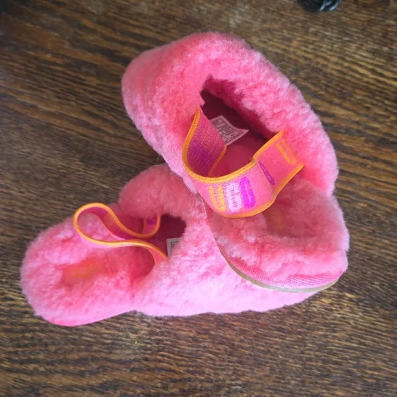 UGG lamb fur slippers kids 12 - Picture 2 of 3